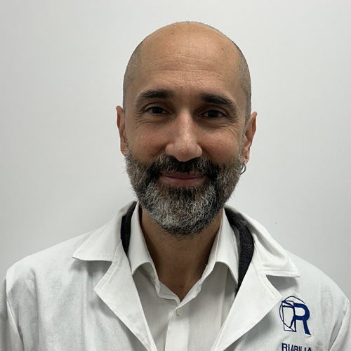 Roberto Cannataro, Department of Biology, Ecology and Earth Sciences, University of Calabria, Research Group in Sports Nutrition (DBSS-Nut), Dynamical Business & Science Society–DBSS International SAS, Bogotá, Colombia